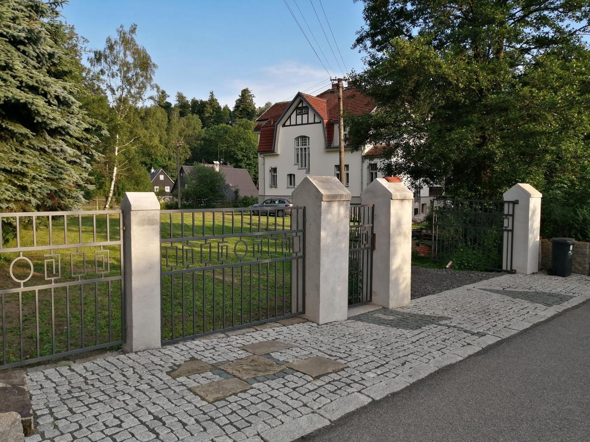 Vila Adelaide Brtníky Exterior foto